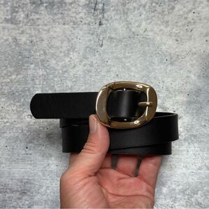 WHBM Sculptural Buckle Belt XS